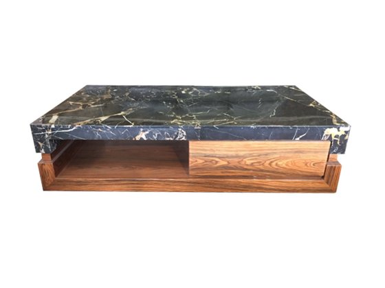 Jual Produk Tables Ruang Keluarga | Interio Furniture & Accessories